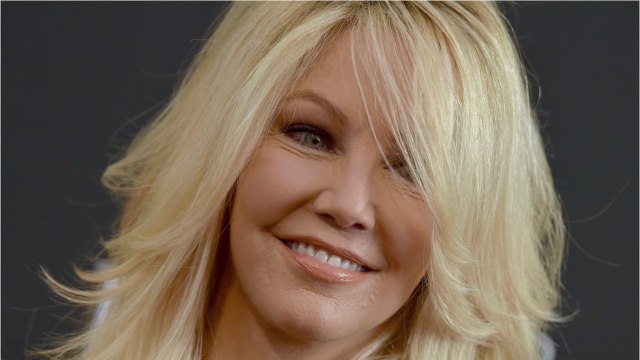 VOICI - Heather Locklear métamorphosée : la transformation de la star de Melrose Place surprend les internautes