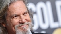 VOICI : Jeff Bridges atteint d'un cancer : l'acteur annonce sa rémission et révèle avoir aussi vaincu la Covid-19