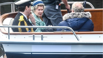 Voici - The Crown saison 5 : les premières images des acteurs incarnant Willam et Harry dévoilées et c'est saisissant (1)