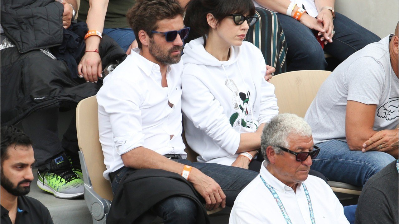 VOICI - Nolwenn Leroy dans La chanson secrète : comment a-t-elle rencontré son compagnon, Arnaud Clément ?