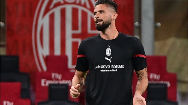 VOICI : Olivier Giroud : sa réaction lorsqu'il a appris que Didier Deschamps ne l'avait pas retenu en Equipe de France