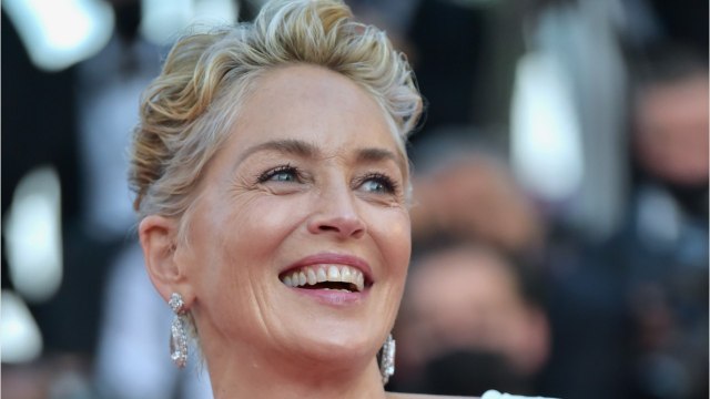 VOICI : Sharon Stone : son neveu de 11 mois entre la vie et la mort, elle partage un cliché choc