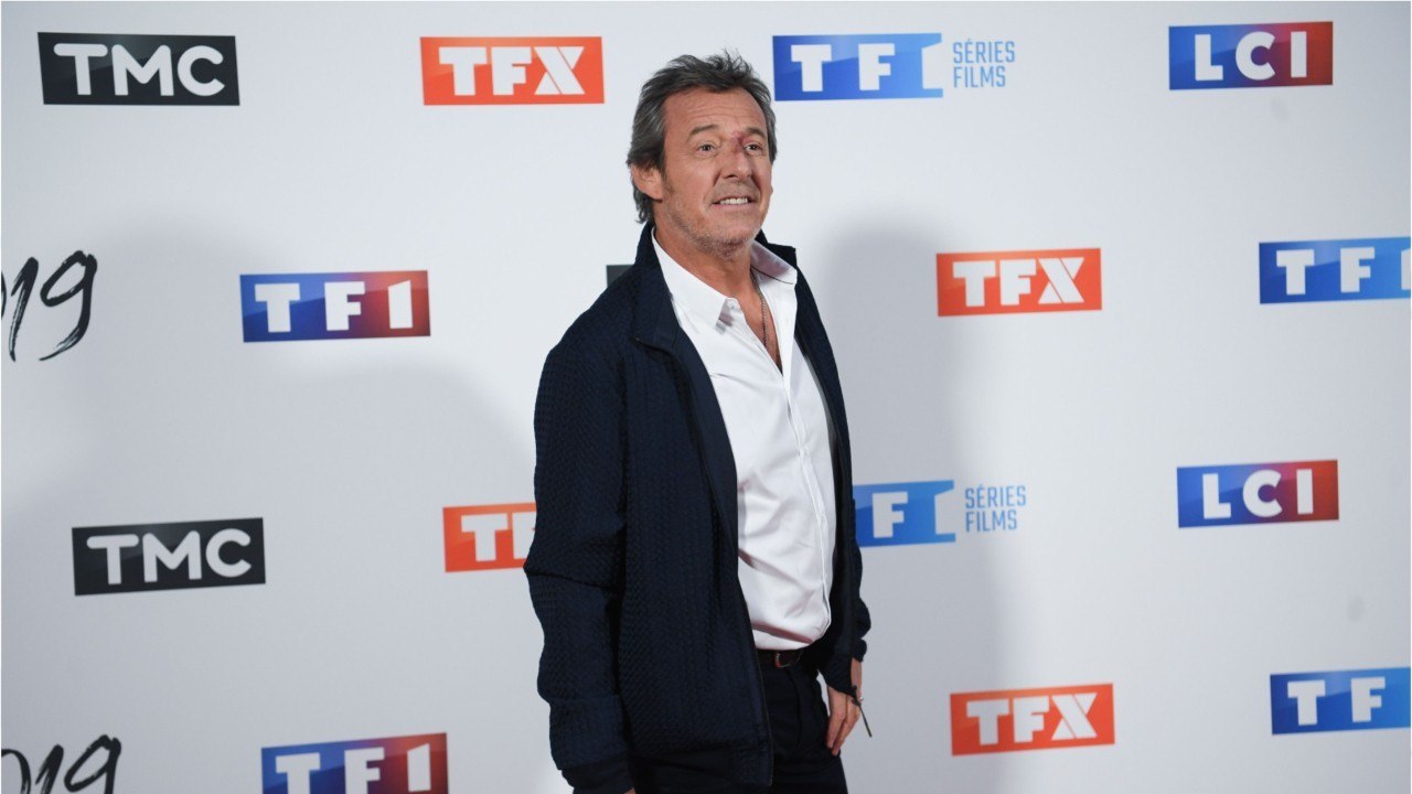 VOICI : Les 12 coups de midi : Jean-Luc Reichmann obligé de couper un candidat sur le point de commettre une grosse bêtise