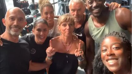 VOICI Wafa (Koh-Lanta) : ses retrouvailles avec d'anciens aventuriers à Saint-Tropez pour une séance de sport