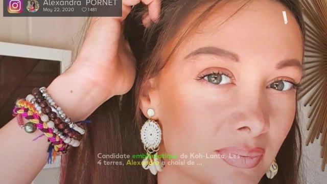 VOICI - PHOTO Alexandra (Koh-Lanta, Les 4 terres) : ce cliché avec ses filles qui a fait fondre les aventuriers