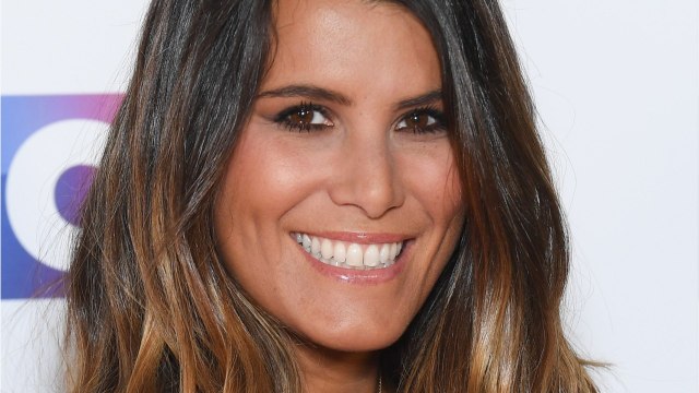 VOICI Karine Ferri chic et sexy : elle s'affiche en maillot de bain dans une courte vidéo sur Instagram