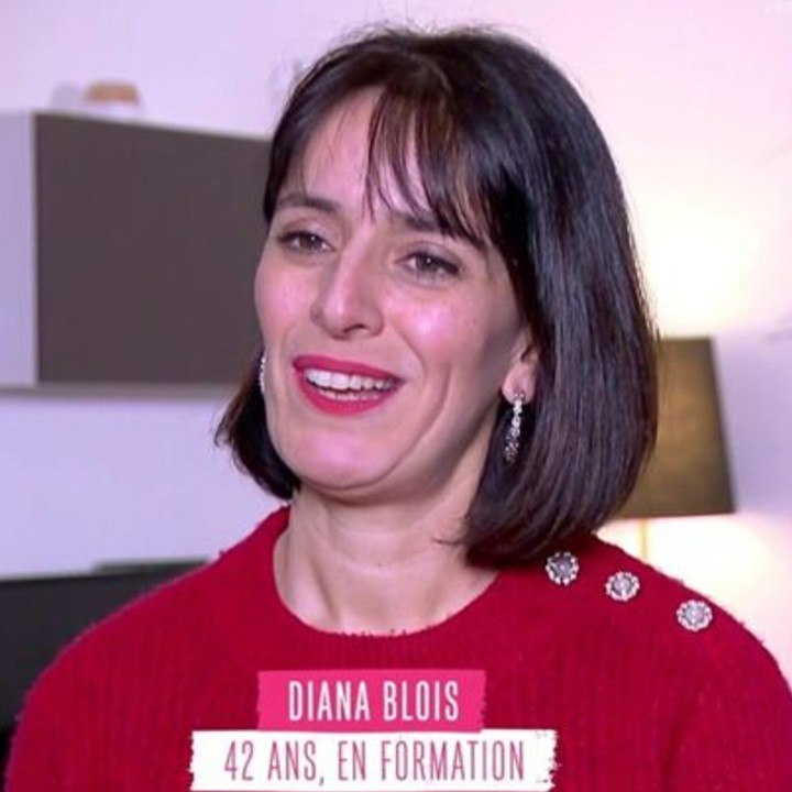 VOICI -SOCIAL Familles nombreuses, la vie en XXL : Diana Blois émue par le grand départ de sa fille Clara (1)