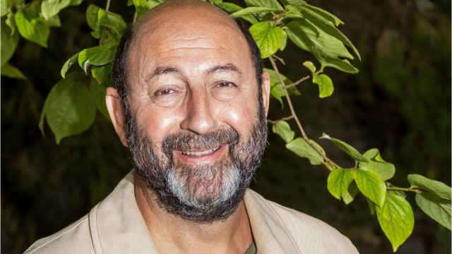 VOICI : PHOTO Kad Merad métamorphosé : Elie Semoun le compare à un membre féminin de sa famille