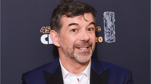 VOICI : Stéphane Plaza dévoile en images le nom du célèbre acteur qui apparaîtra dans Recherche maison ou appartement