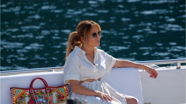 VOICI : Jennifer Lopez en couple avec Ben Affleck : son geste fort pour oublier Alex Rodriguez