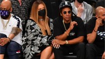 VOICI - Beyoncé critiquée sur son physique : la chanteuse regrette d'avoir passé 