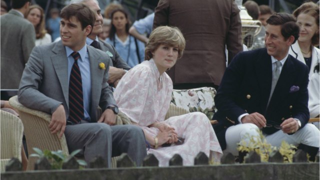 VOICI - Lady Diana méfiante envers le prince Andrew : ce qu'elle avait confié à son sujet bien avant les scandales