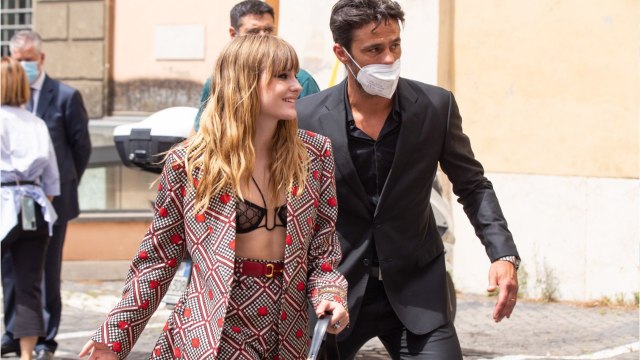 VOICI - PHOTO Måneskin (Eurovision) : Victoria De Angelis, la bassiste du groupe, se dévoile seins nus