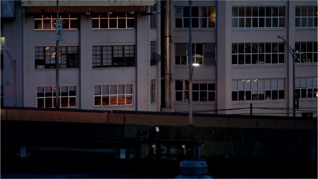 VOICI - Familles nombreuses : Noor, la fille de Rofrane et Nasser Bambara, emmenée aux urgences après un accident