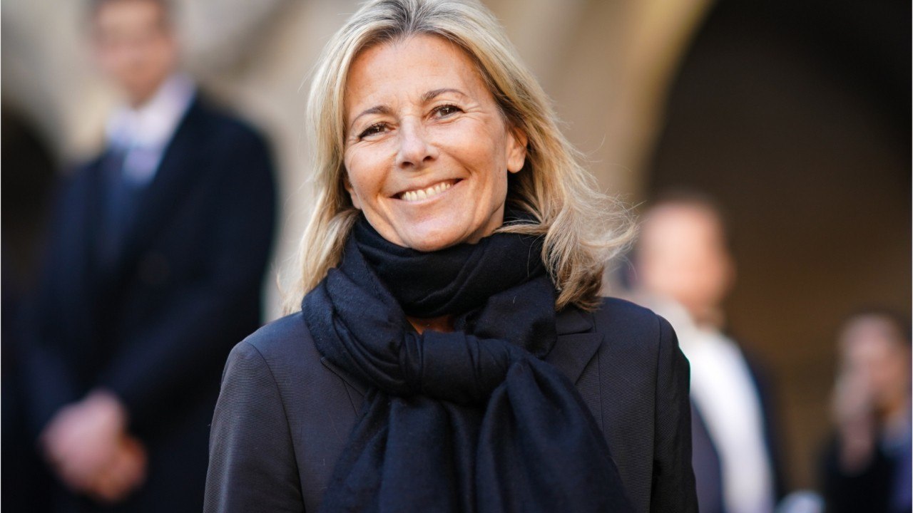 VOICI - Claire Chazal a retrouvé l’amour : la journaliste est en couple avec un très célèbre acteur français