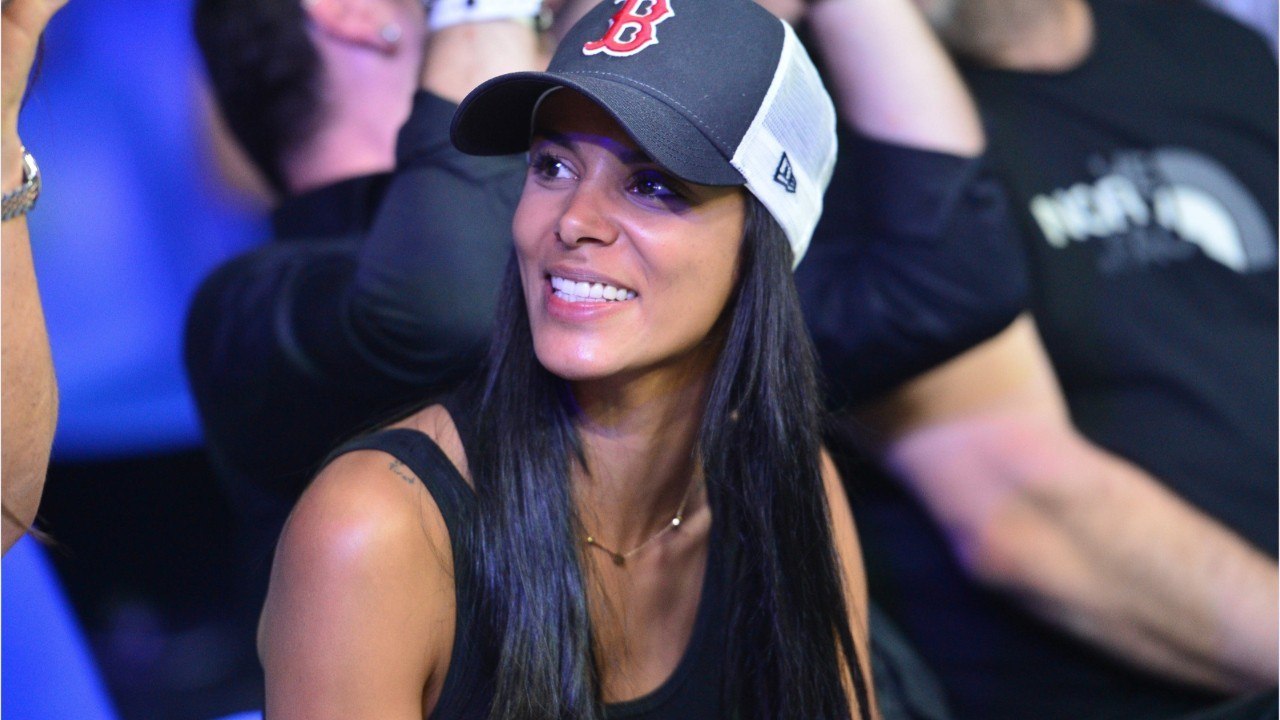 Voici - Shy'm sous la pluie avec son fils : la chanteuse partage une étonnante vidéo de son quotidien de maman