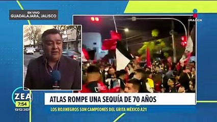 Aficionados de Atlas celebran en la Glorieta de los Niños Héroes