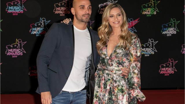 voici PHOTO Clara Morgane ultra sexy en body string transparent sur Instagram (Publié)