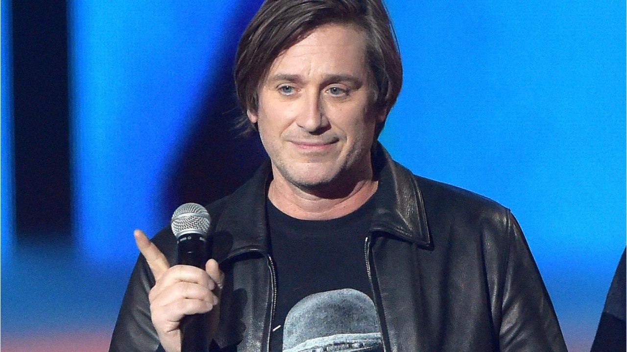 VOICI - PHOTO Thomas Dutronc nostalgique de son grand-père : le chanteur lui rend le plus bel hommage