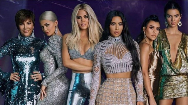 VOICI L’Incroyable Famille Kardashian : les sœurs Kardashian vont tourner elles-mêmes le dernier épisode
