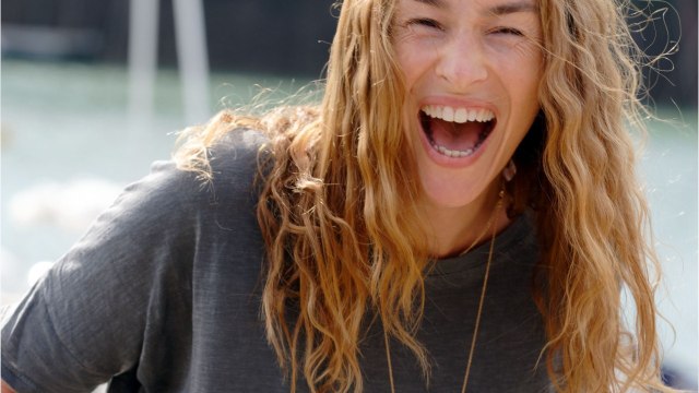 VOICI - PHOTO Vanessa Demouy présente sa petite sœur Marion, les fans sous le charme