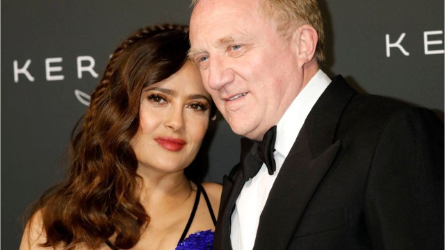 VOICI - Salma Hayek : cette agression qu'elle a longtemps cachée à son mari François-Henri Pinault
