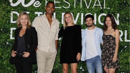 VOICI : Ici tout commence : une actrice de la série s’est mariée !