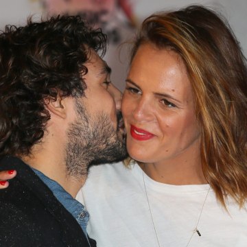 VOICI social - Laure Manaudou maman : la chérie de Jérémy Frérot a eu un accouchement très spécial (1)