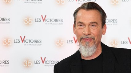 VOICI : Florent Pagny dévoile une vidéo de sa compagne, les internautes sous le charme