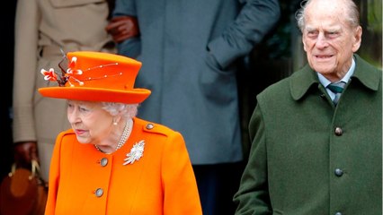 VOICI - Elizabeth II retrouve sa famille : l'absence du prince Philip jugée très inquiétante