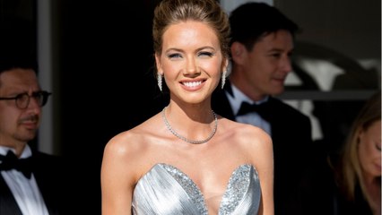 VOICI - PHOTOS Amandine Petit retrouve une ancienne Miss France le temps « d’une parenthèse enchantée "