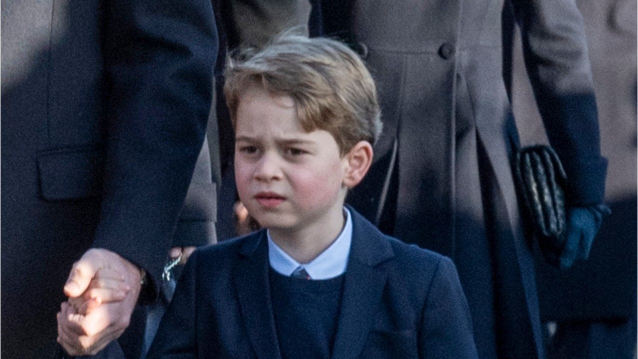 VOICI - Prince George fête ses 8 ans : comment Kate et William ont brisé la tradition pour son premier portrait officiel