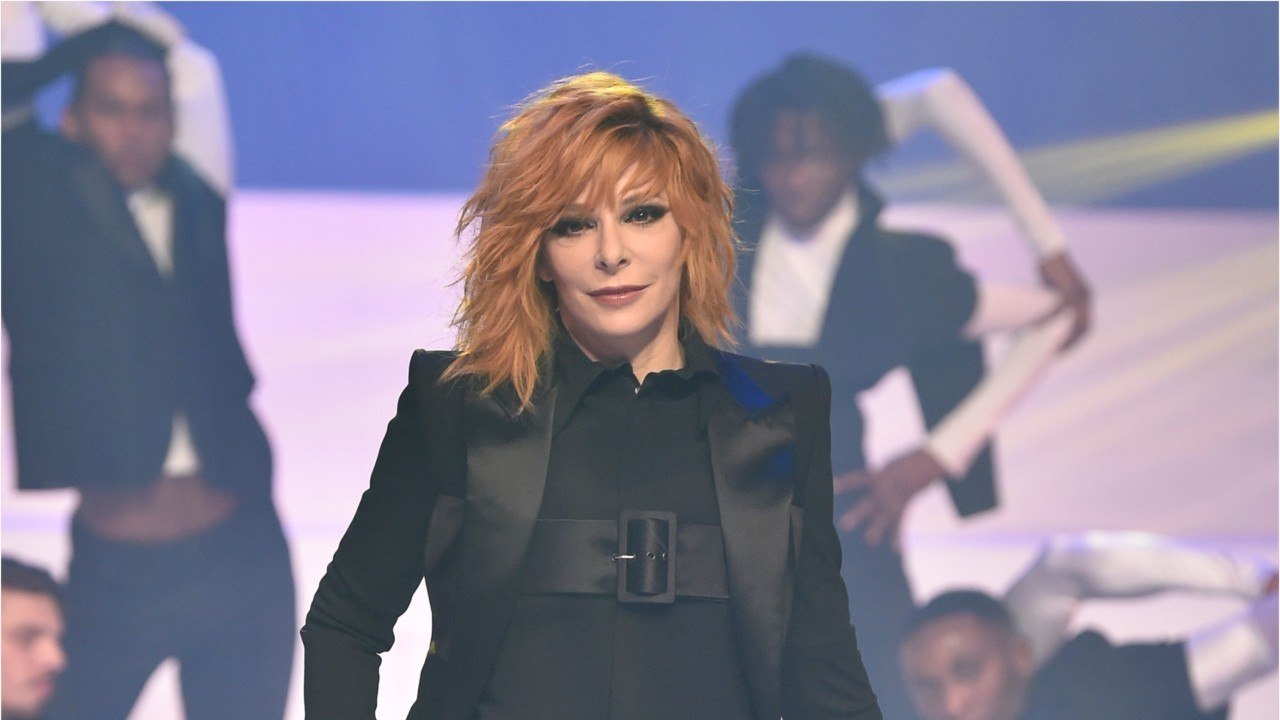 VOICI Mylène Farmer : ses rares confidences sur ses "angoisses" liées à sa vie affective