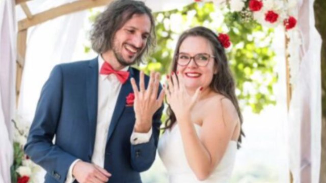 VOICI : Les 12 coups de midi : Jean-Luc Reichmann dévoile des photos du mariage de Xavier