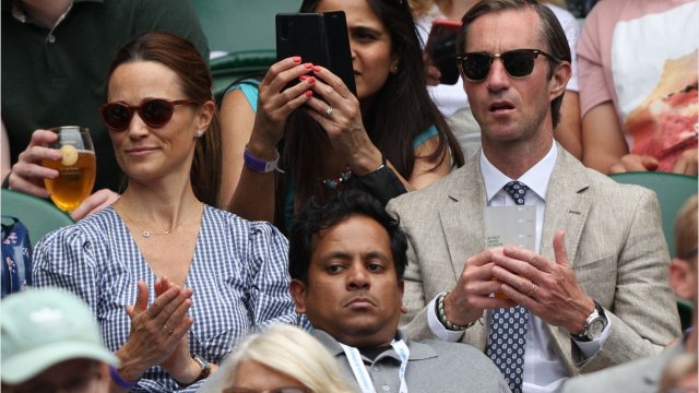 Voici - PHOTOS Pippa Middleton : sa première apparition officielle depuis son accouchement