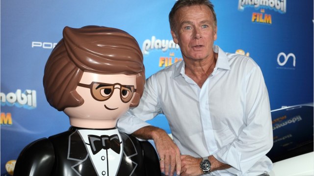 Voici - Le Sens de la famille : ce moment très gênant vécu par Franck Dubosc dans la peau d'un lama