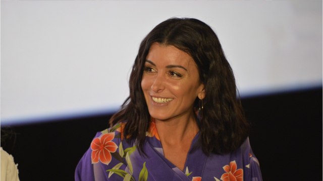 VOICI - 20 ans de la Star Academy : Nikos Aliagas dévoile les premières images avec Jenifer