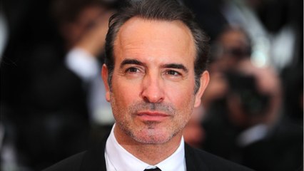 VOICI - « Je me suis senti à l’écart " : Jean Dujardin se confie sur son enfance difficile