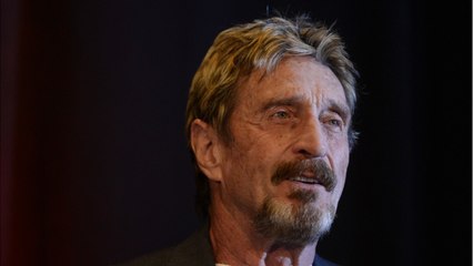 VOICI - VIDEO Mort de John McAfee : le corps sans vie du créateur de l'antivirus retrouvé dans sa cellule en Espagne