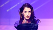 VOICI - PHOTO Iris Mittenaere mise de côté par la famille des Miss ? Les internautes s’interrogent