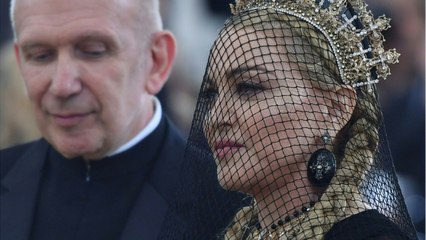 VOICI - Madonna : cette étrange vidéo où, nue dans un bain, elle évoque « ce qui est merveilleux " avec le coronavirus