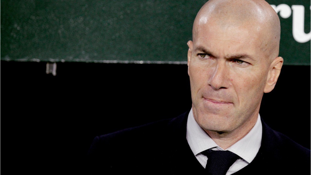 Voici - PHOTO Zinedine Zidane : sa déclaration d'amour à sa femme Véronique pour son anniversaire