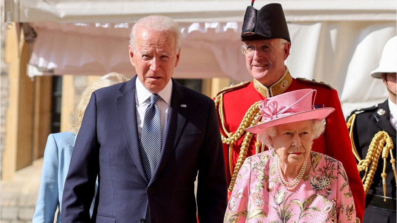 VOICI : "Elle m'a rappelé ma mère" : Joe Biden et son épouse Jill accueillis à Windsor par la reine Elizabeth II