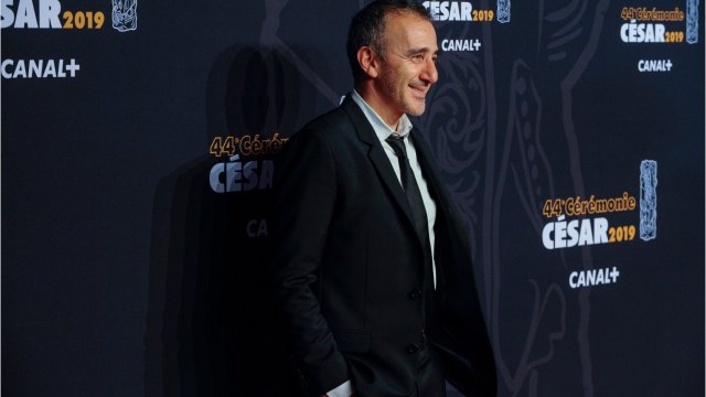 VOICI-PHOTO Elie Semoun enfin rassuré : il donne des nouvelles de son papa confiné dans un Ehpad