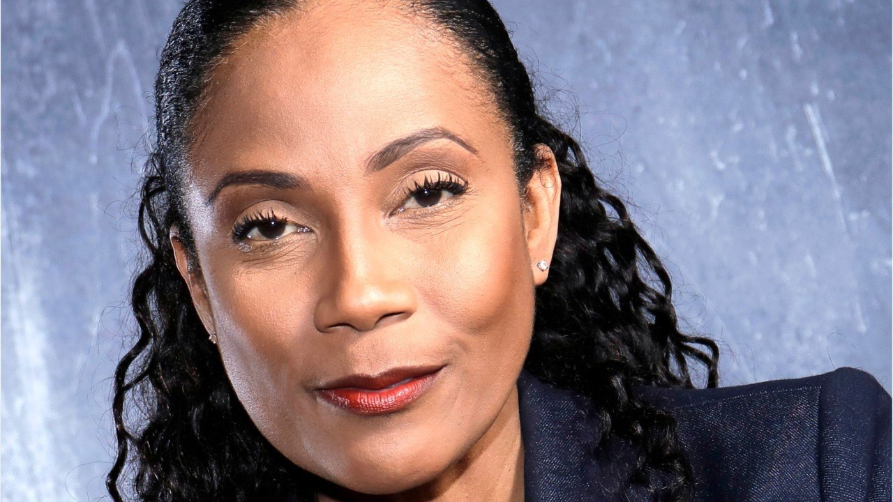 VOICI : Christine Kelly insultée sur Twitter : elle répond avec panache à un hater