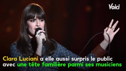 PHOTO La chanson de l'année : un ancien finaliste de la Star Academy repéré sur scène avec Clara Luciani