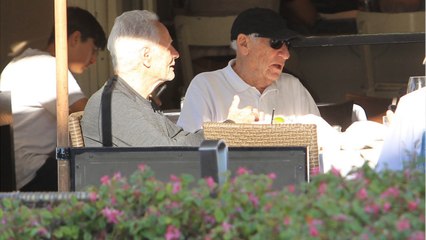 Voici - Max et Mel Brooks vous expliquent le pourquoi du "social distancing" dans une vidéo aussi drôle qu'émouvante