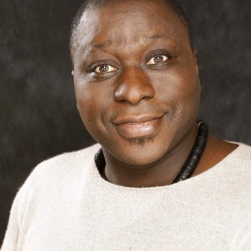 VOICI // SOCIAL - Hommage Mouss Diouf (1)