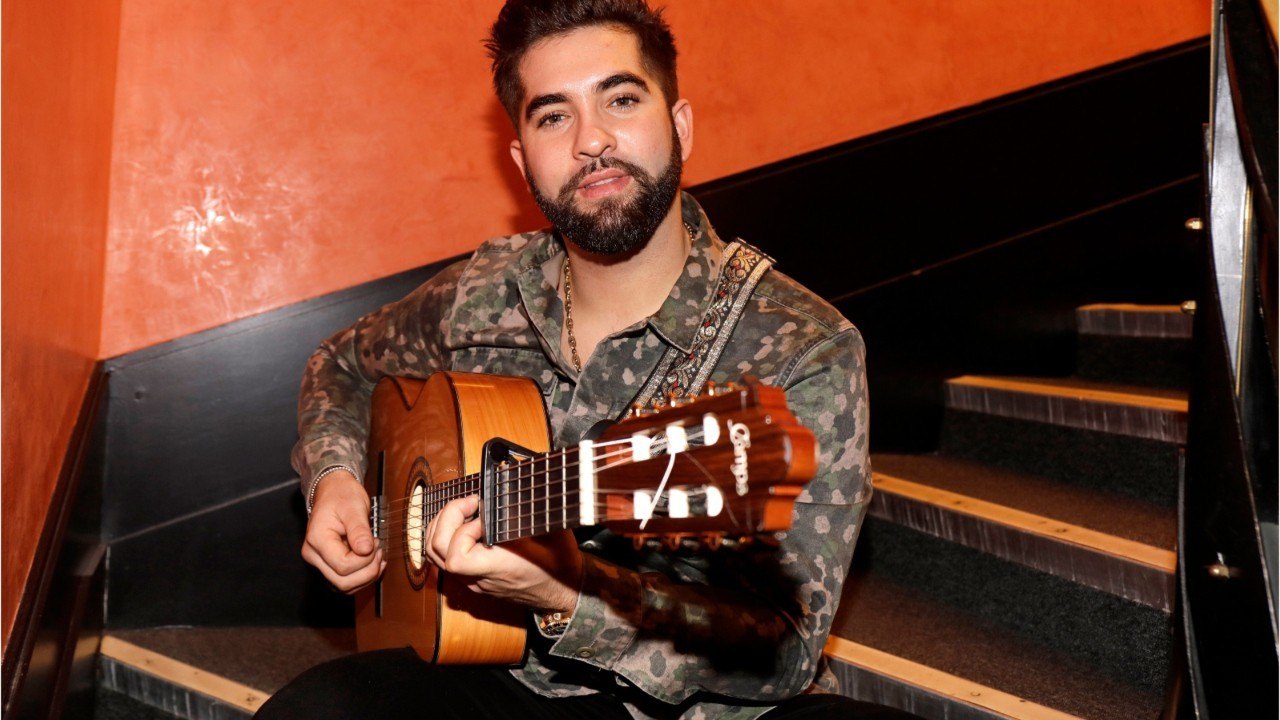 Voici - Kendji Girac papa : le chanteur se confie sur ses "nuits compliquées" et révèle à qui ressemble sa fille
