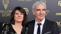 VOICI - Estelle Denis : sa réaction très inattendue au licenciement de son compagnon Raymond Domenech